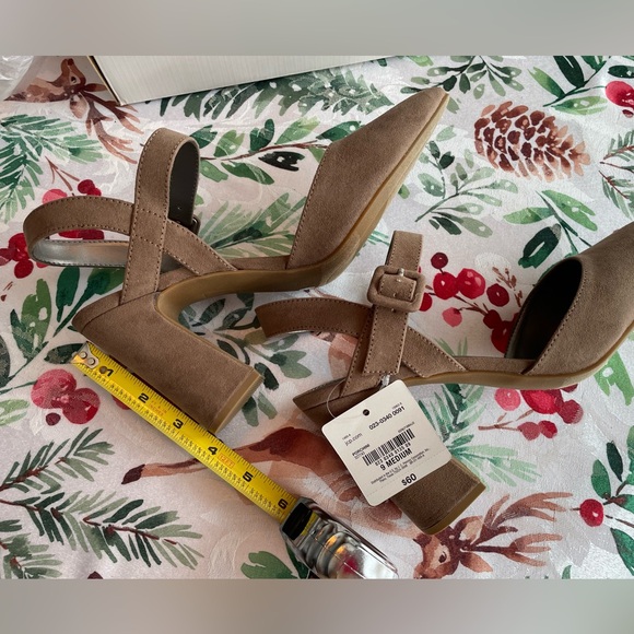 NIB WORTHINGTON TAN HEELS - Picture 4 of 6